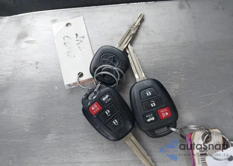 2019 Toyota Corolla Se from USA, damaged, VIN 2T1BURHE0KC239123